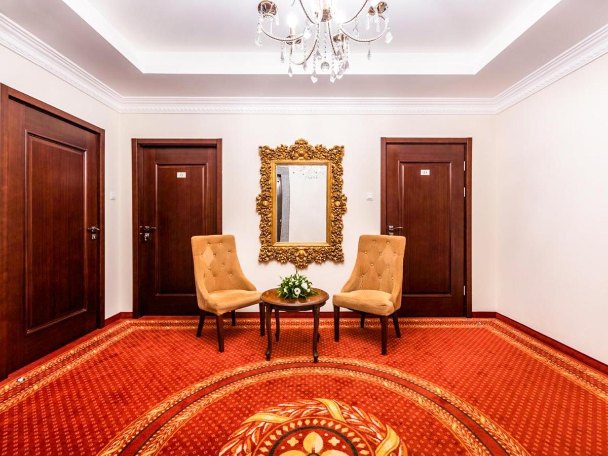 Parisel Palace Centrum Konferencyjno-Wypoczynkowe Klimki Pod Lukowem Extérieur photo